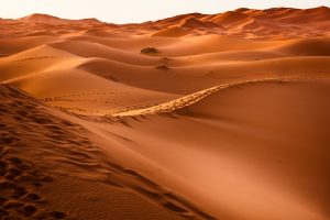 desert dunes 4k 5k wallpaper