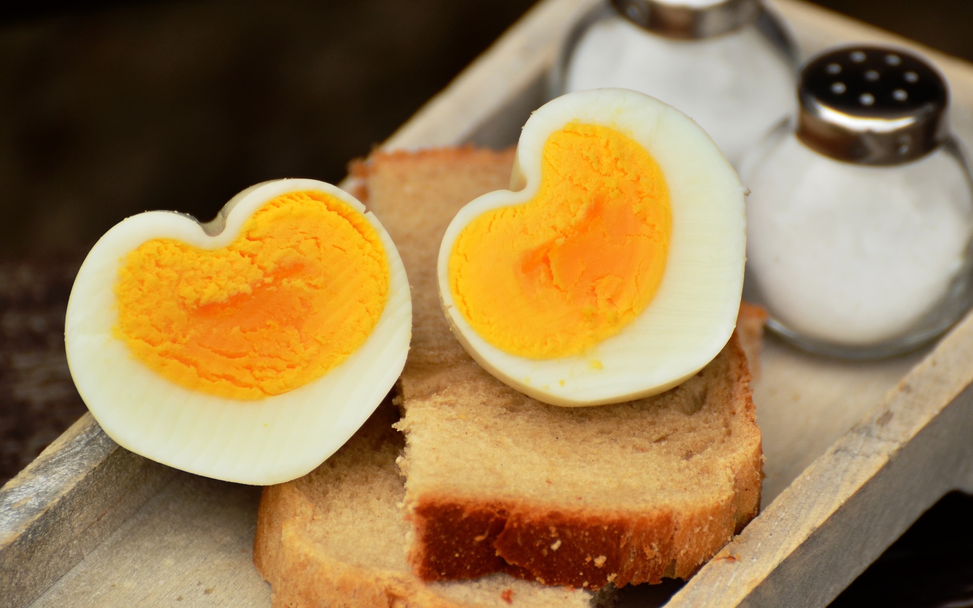 heart shaped boiled egg wallpaper background
