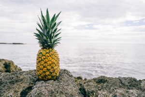 yellow pineapple wallpaper background